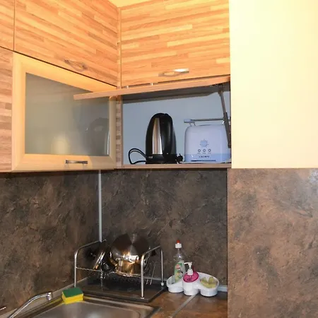 Apartament Raya Warna