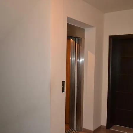 Apartment Raya